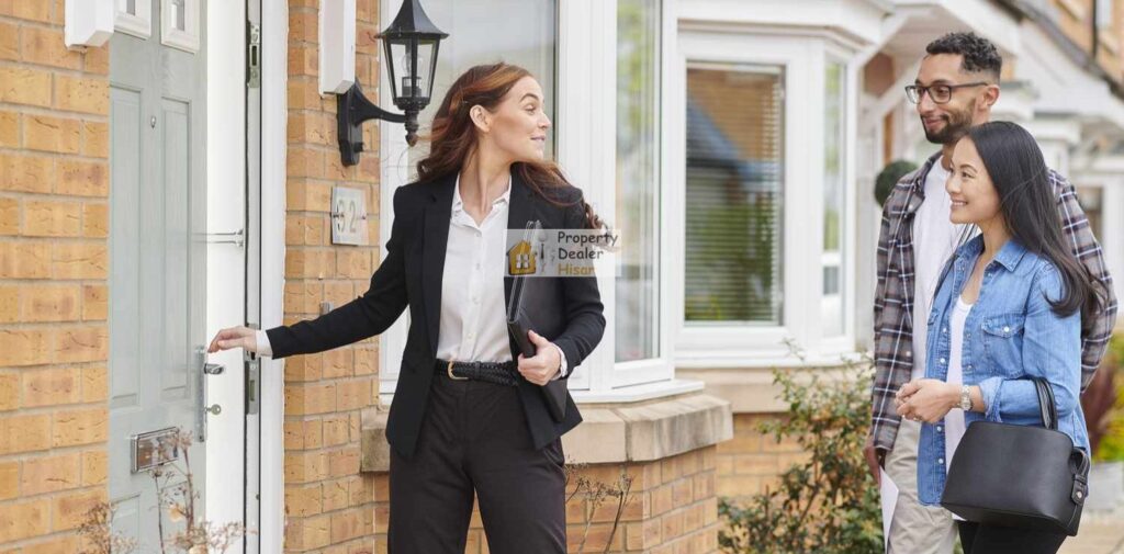 How-to-Choose-the-Right-Real-Estate-Agent-in-Hisar-Look-for-Experience-and-Expertise